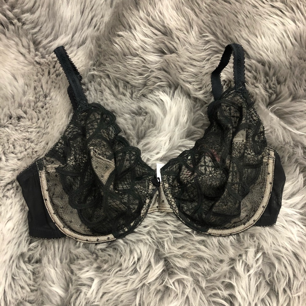 Wacoal | Women’s Lace Underwire Bra | Polka Dot | Black Lace | Size 34D
